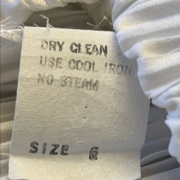 Vintage Ricki Lang for Nuit Silk Crinkle Pleated Midi Dress White Sz 6 Bling - Picture 9 of 9